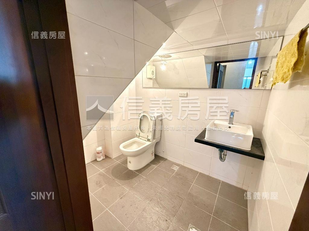 萬年角窗稀有釋出別墅房屋室內格局與周邊環境
