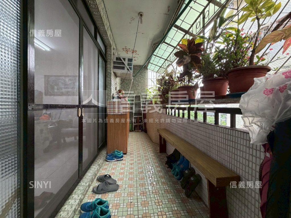 未來捷運採光邊間３房２衛房屋室內格局與周邊環境