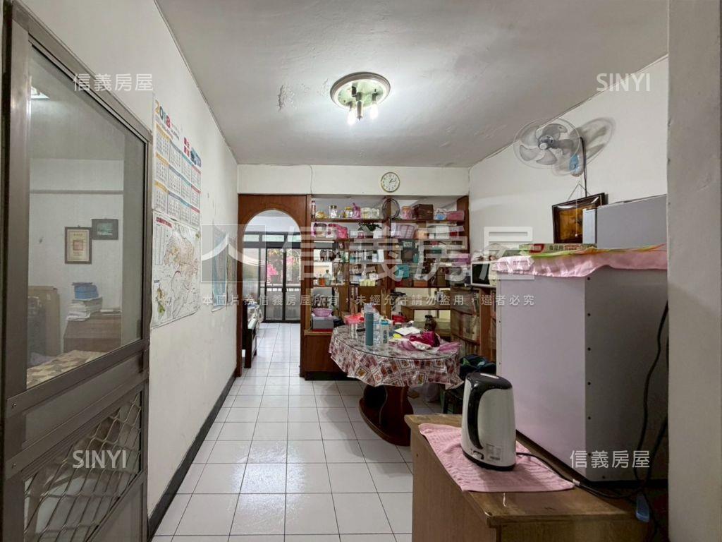 未來捷運採光邊間３房２衛房屋室內格局與周邊環境