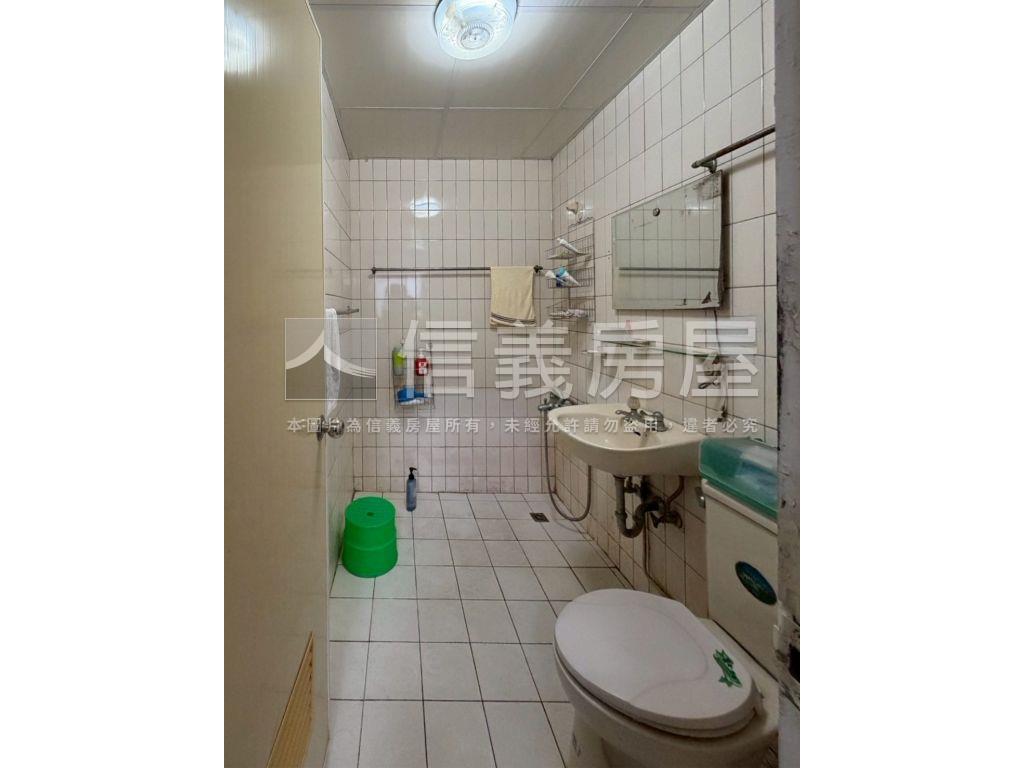 未來捷運採光邊間３房２衛房屋室內格局與周邊環境