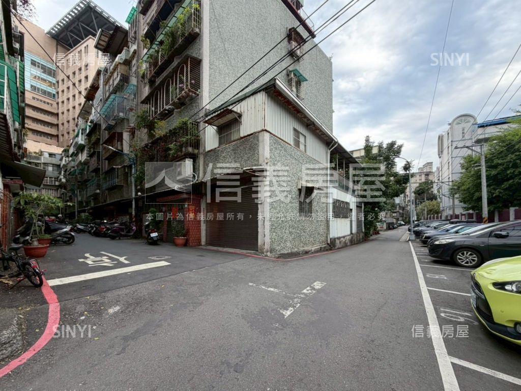 未來捷運採光邊間３房２衛房屋室內格局與周邊環境