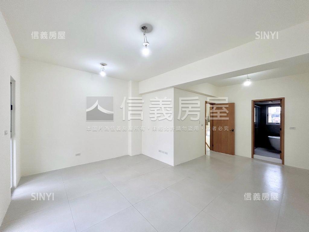 雲朗Ｂ３全新邊間透天房屋室內格局與周邊環境