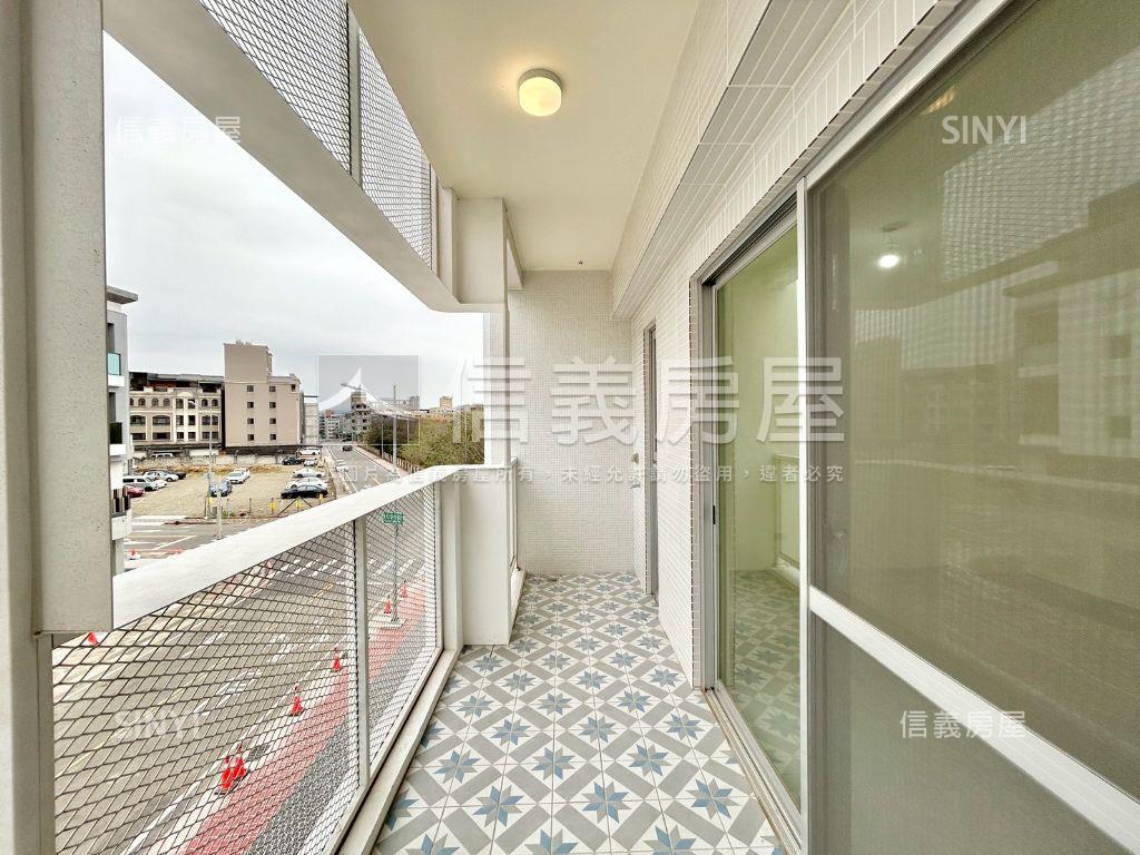 雲朗Ｂ３全新邊間透天房屋室內格局與周邊環境