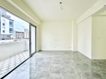 雲朗Ｂ３全新邊間透天