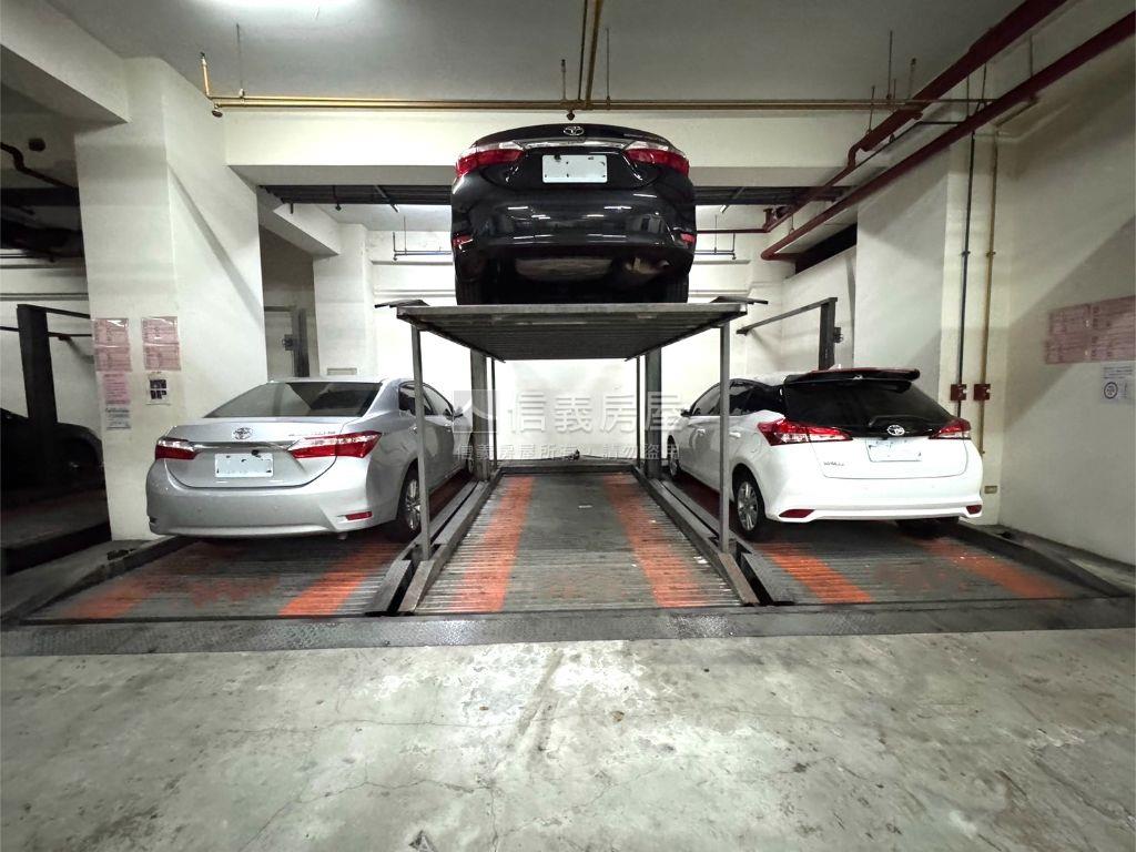 國王與我｜溫馨３房附車位房屋室內格局與周邊環境