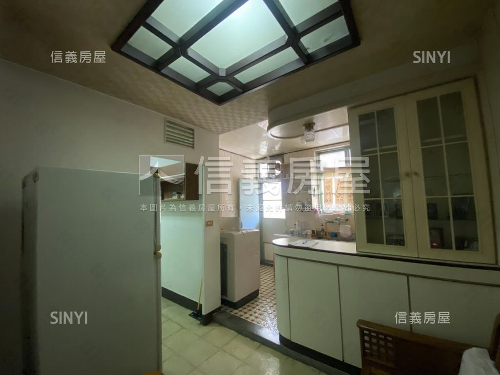 研二綠意黃金３樓好宅房屋室內格局與周邊環境