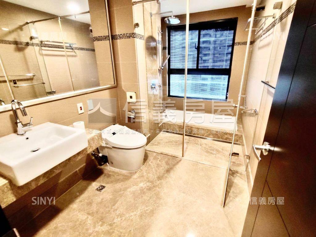 新莊園裝潢高樓４房雙車位房屋室內格局與周邊環境
