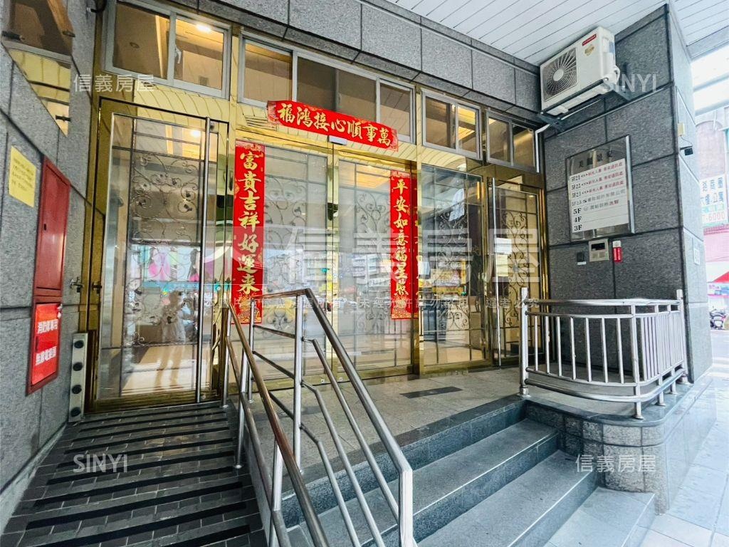 景安雙捷運ＳＲＣ百坪辦公房屋室內格局與周邊環境