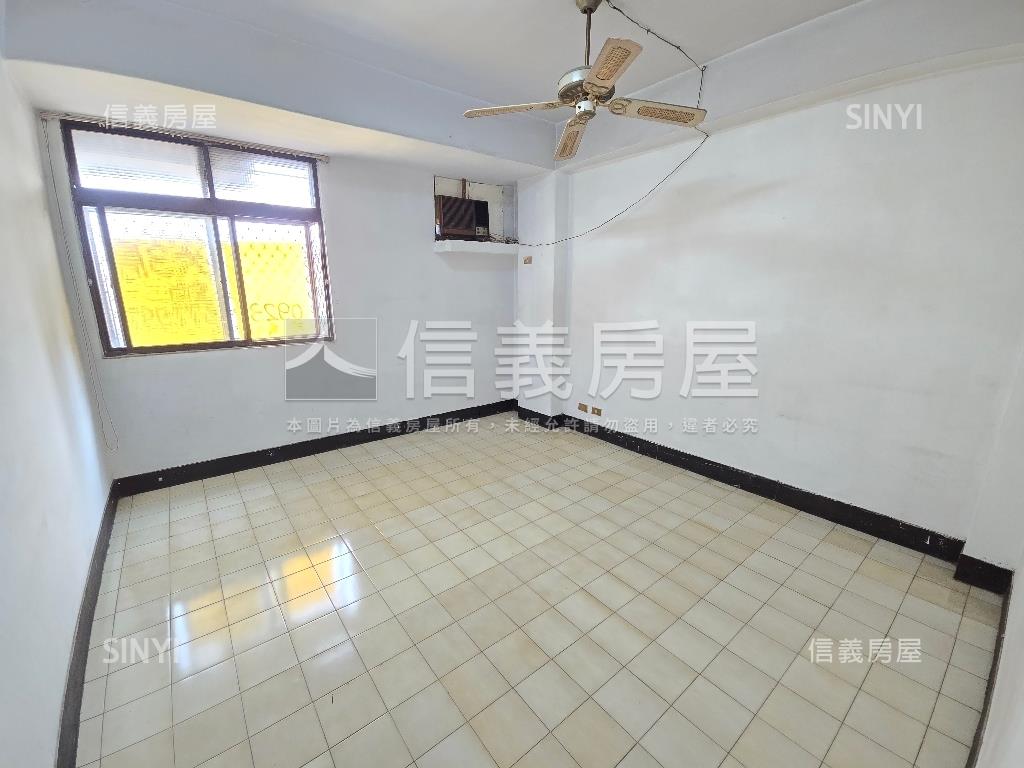 ㊖向上市場旁三房公寓房屋室內格局與周邊環境