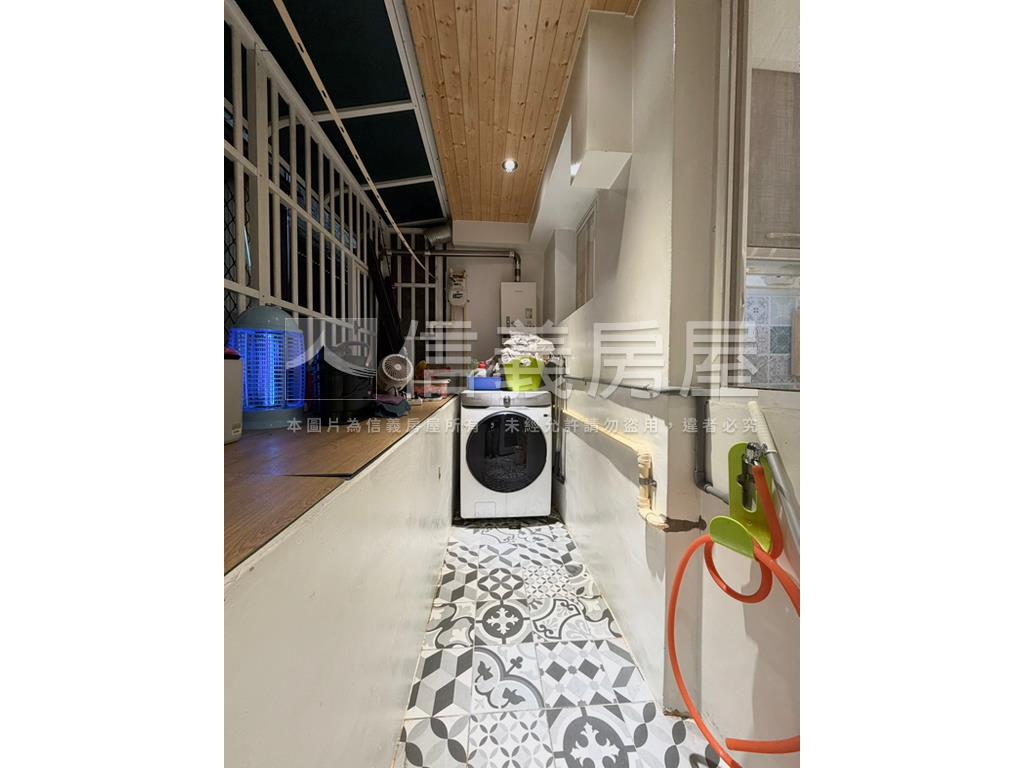 屋況佳一卡皮箱入住房屋室內格局與周邊環境