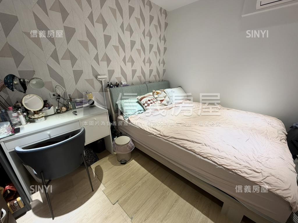 屋況佳一卡皮箱入住房屋室內格局與周邊環境