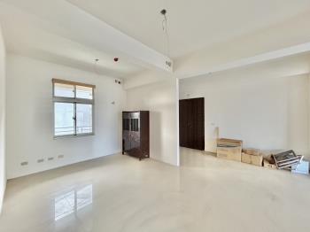 專任近ＡＩ採光大三房