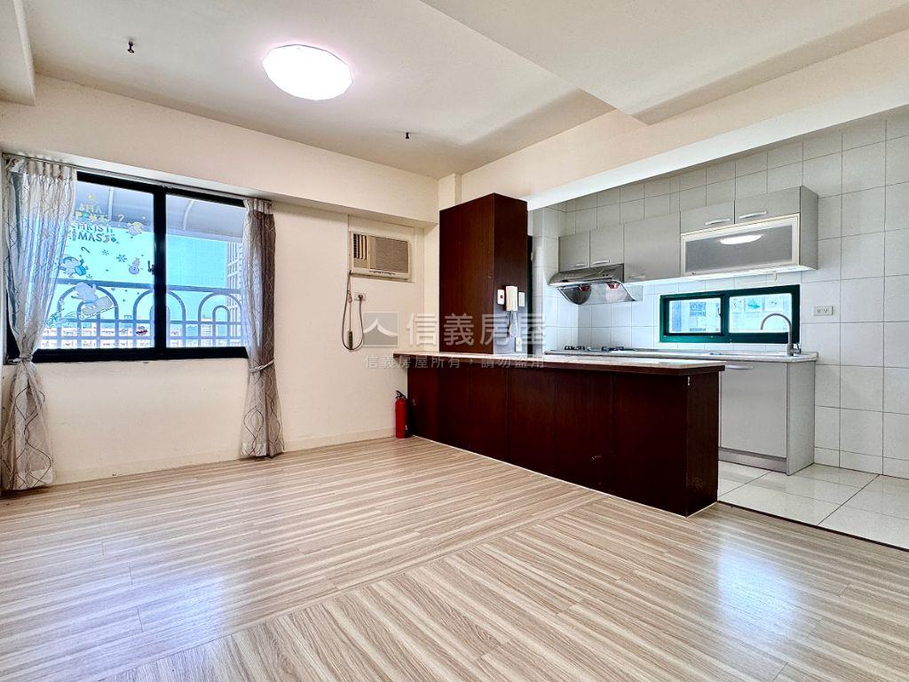 近美術館景觀兩房平車房屋室內格局與周邊環境