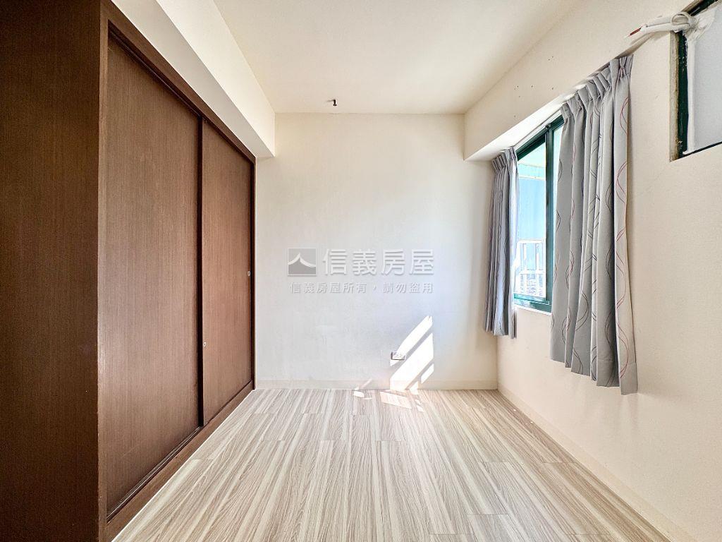 近美術館景觀兩房平車房屋室內格局與周邊環境