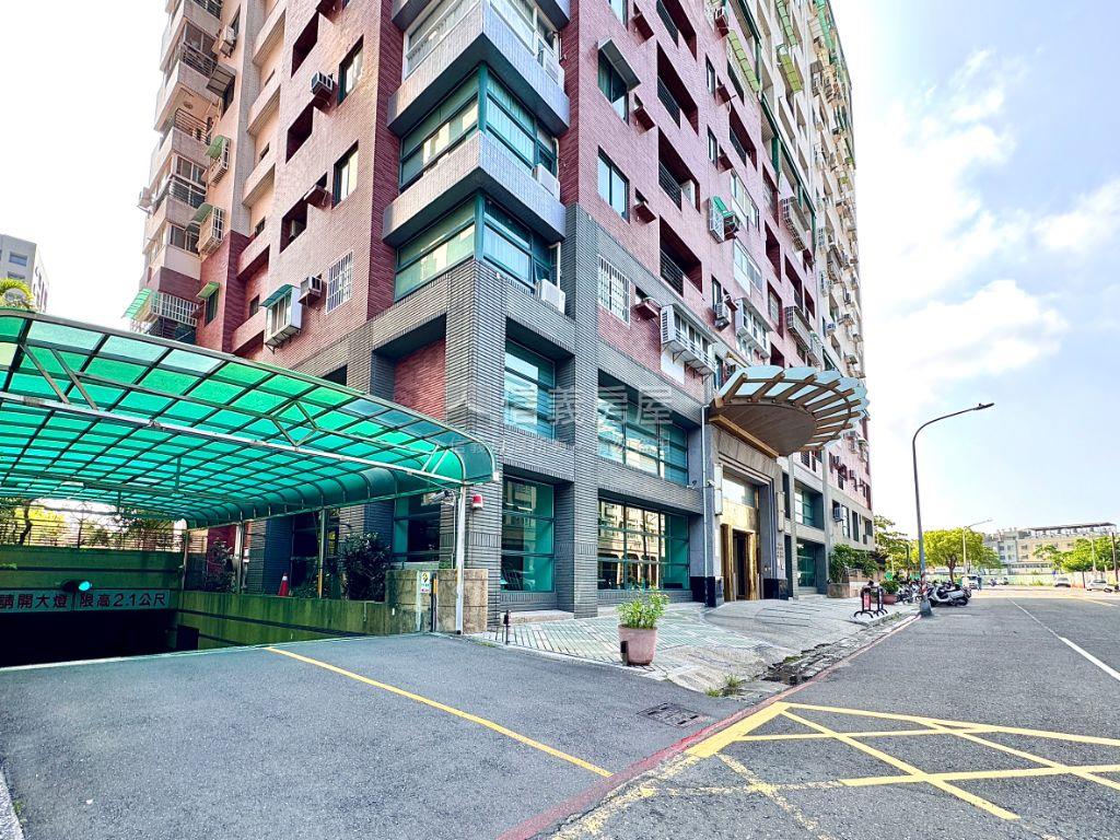 近美術館景觀兩房平車房屋室內格局與周邊環境