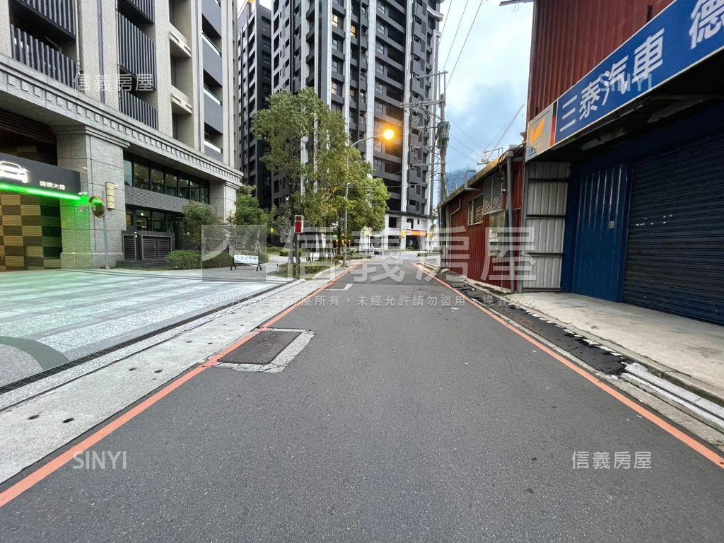 江子翠重劃Ｅ區稀有土地１房屋室內格局與周邊環境