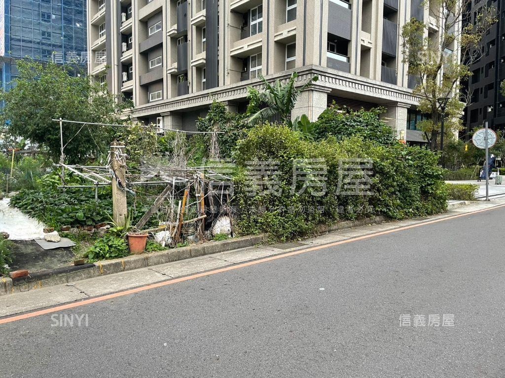 江子翠重劃Ｅ區稀有土地１房屋室內格局與周邊環境
