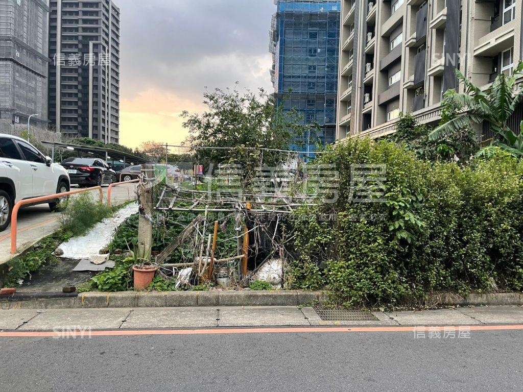 江子翠重劃Ｅ區稀有土地１房屋室內格局與周邊環境