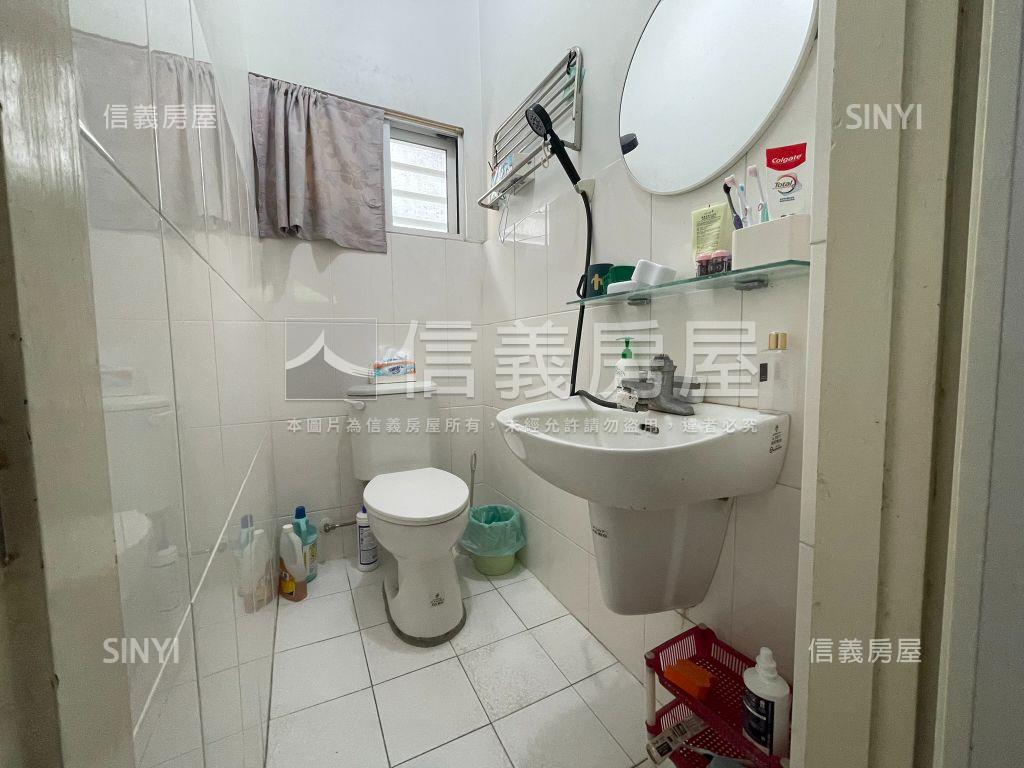 西賢六街小資透天房屋室內格局與周邊環境