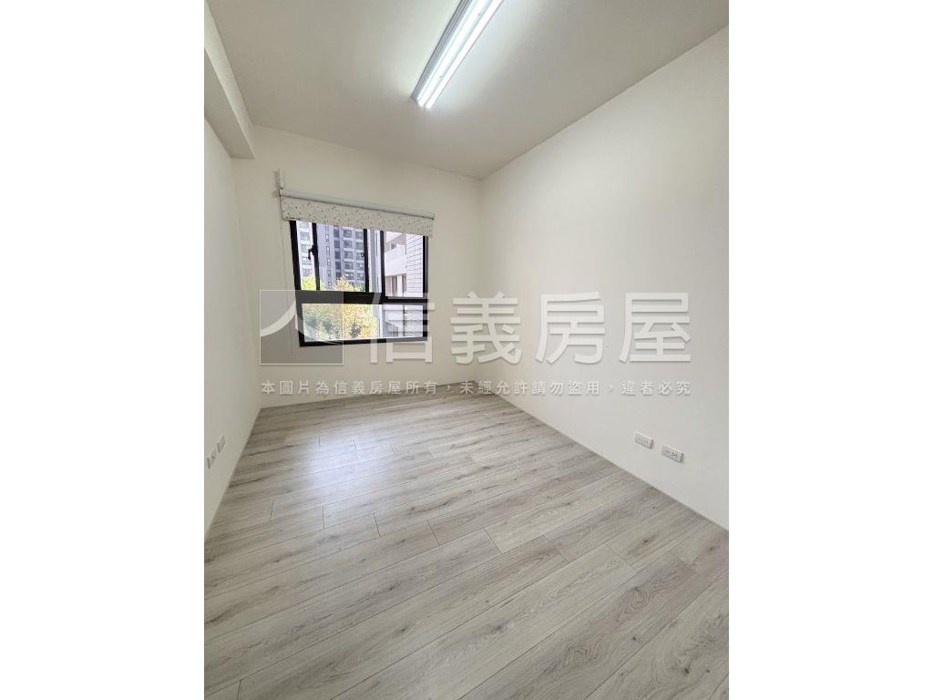 登陽川匯美妝三房車位房屋室內格局與周邊環境