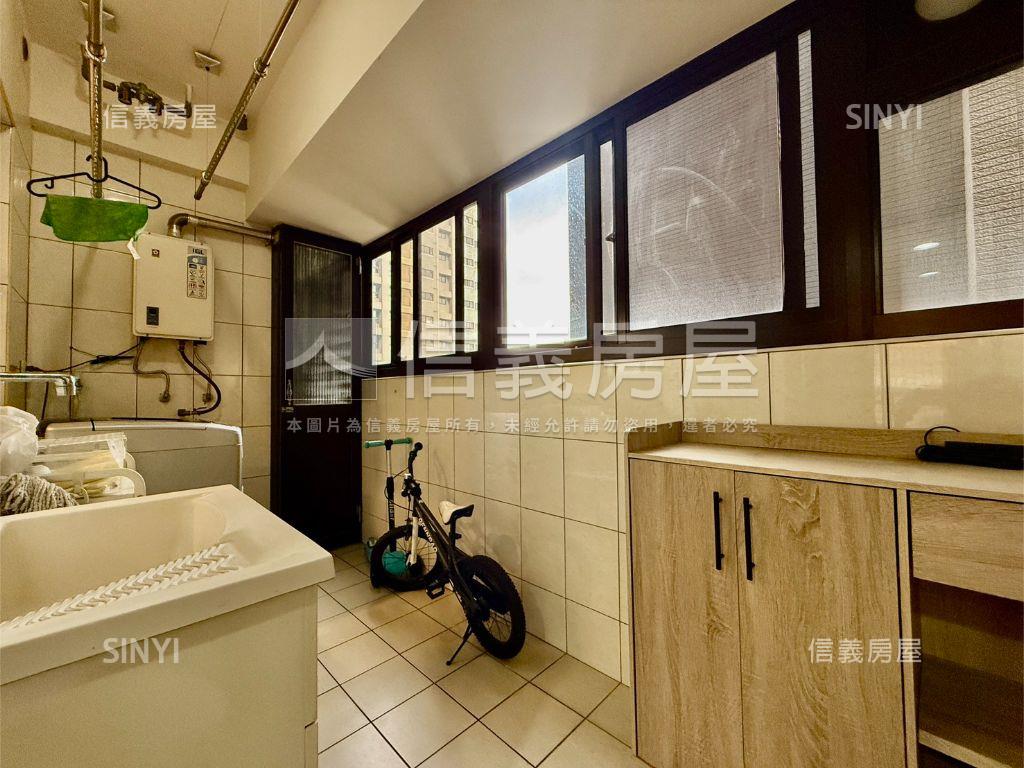 悠活郡朝南精裝戶房屋室內格局與周邊環境