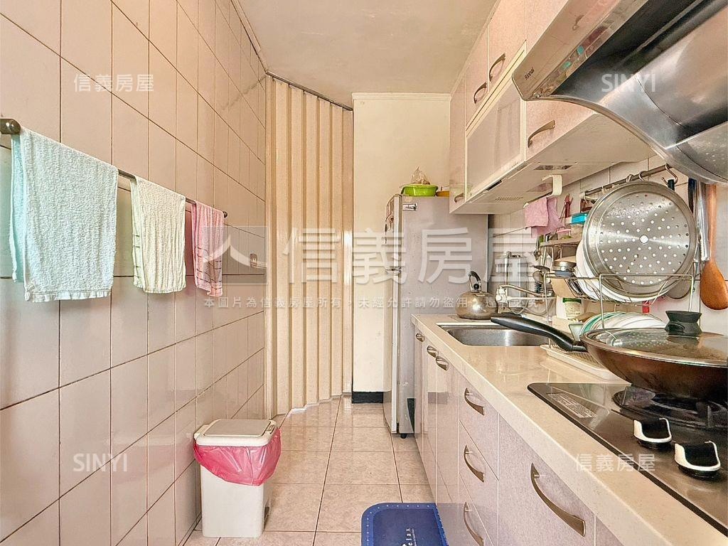 楠梓近學校溫馨漂亮三房房屋室內格局與周邊環境