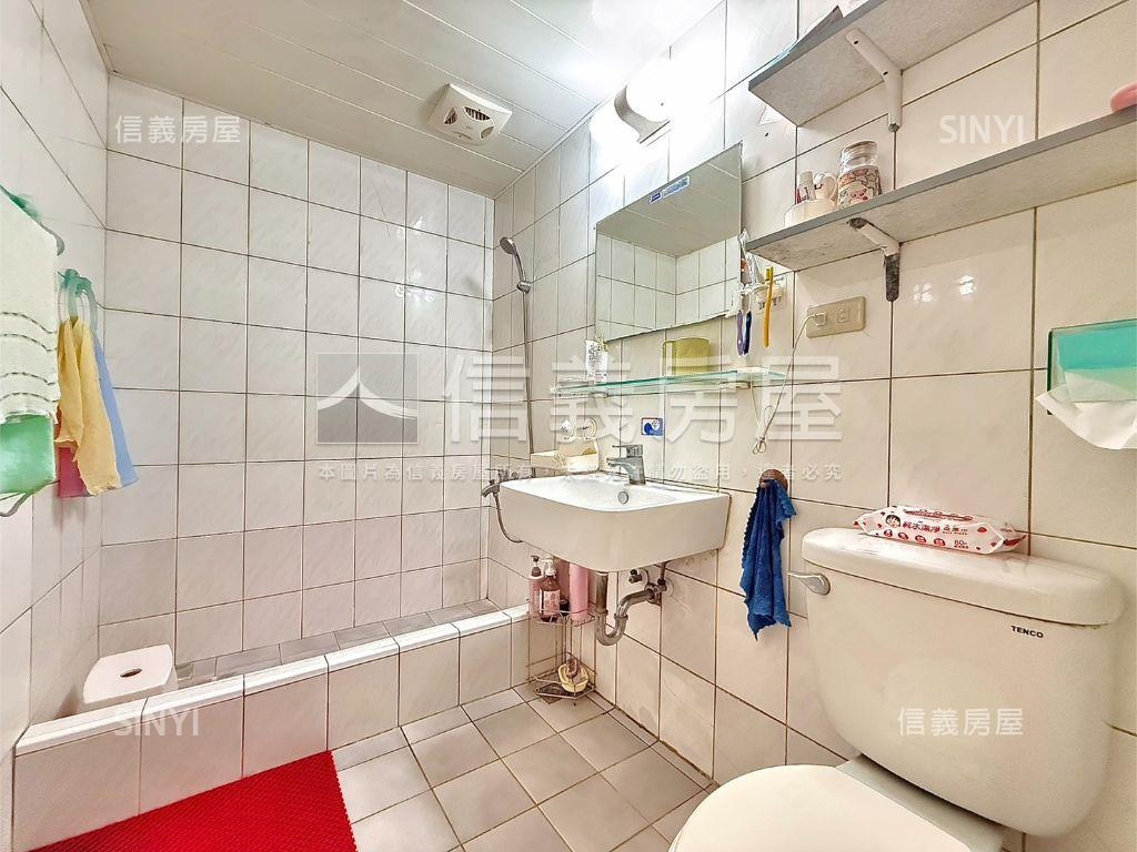 楠梓近學校溫馨漂亮三房房屋室內格局與周邊環境