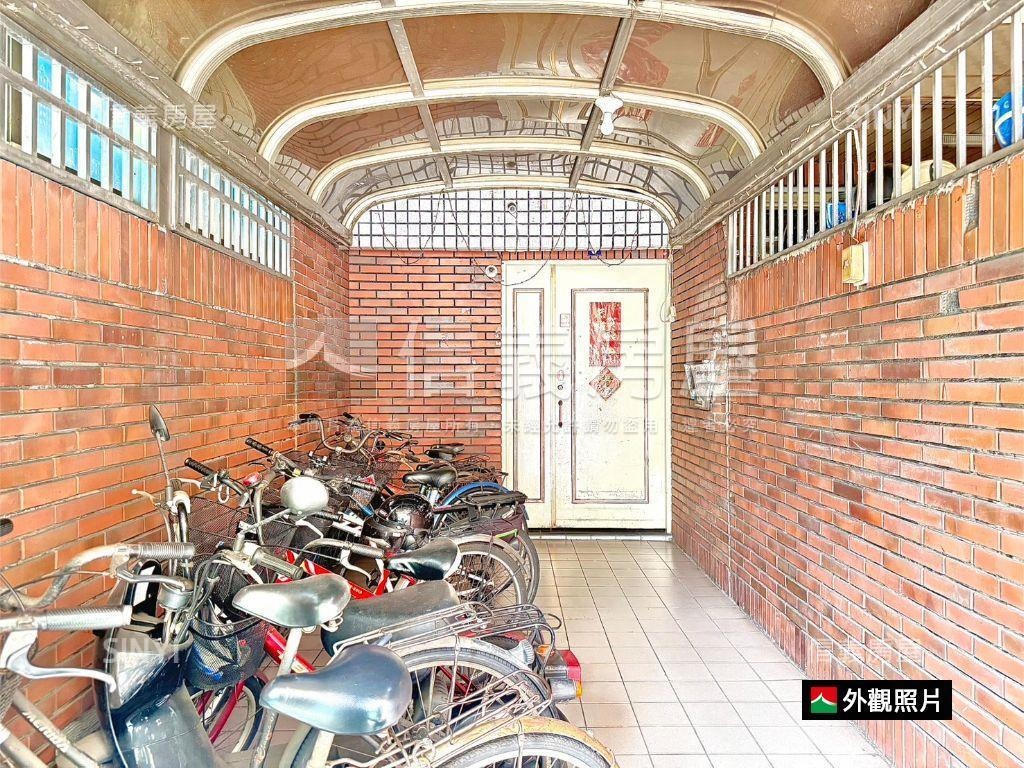 楠梓近學校溫馨漂亮三房房屋室內格局與周邊環境