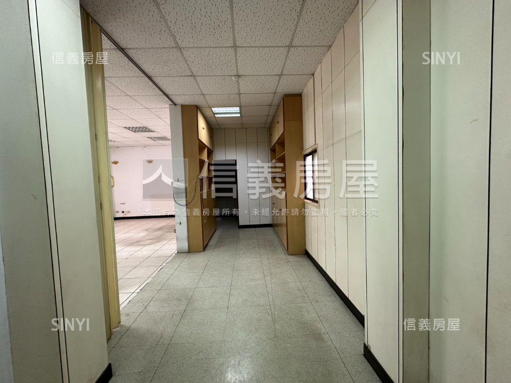 龍校街面寬廠房房屋室內格局與周邊環境