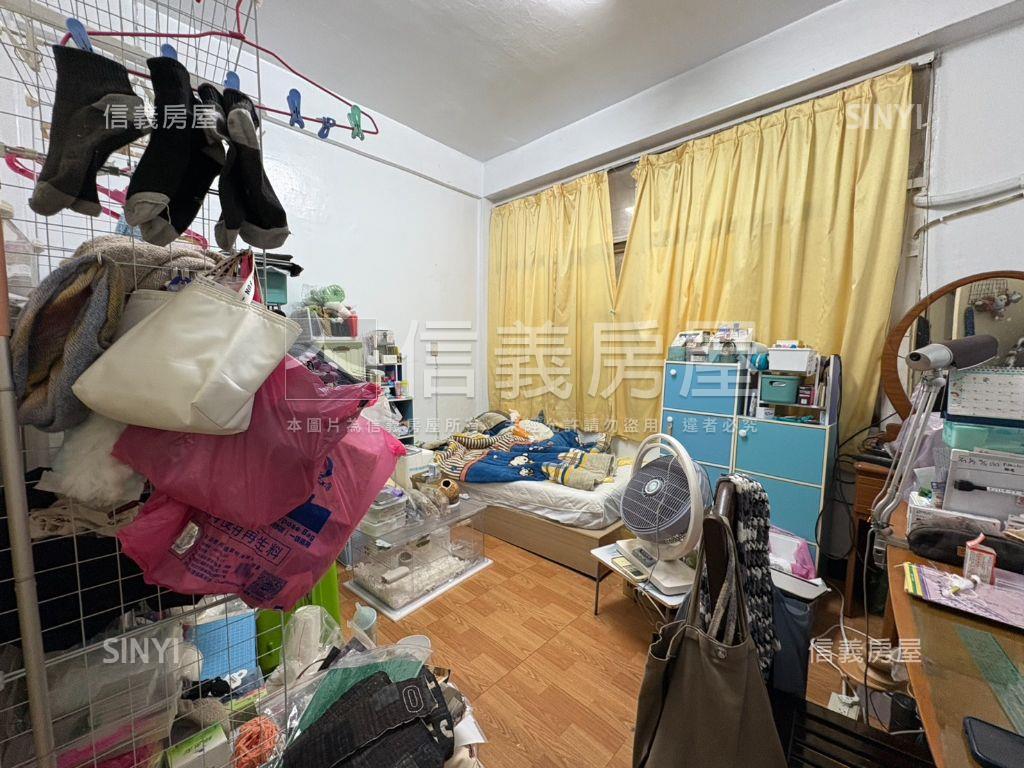 區公所一樓房屋室內格局與周邊環境