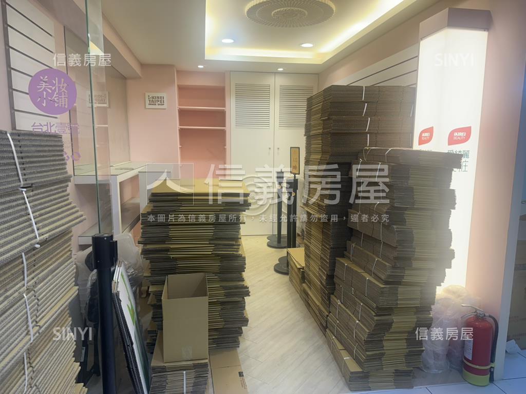 統帥天廈３樓房屋室內格局與周邊環境