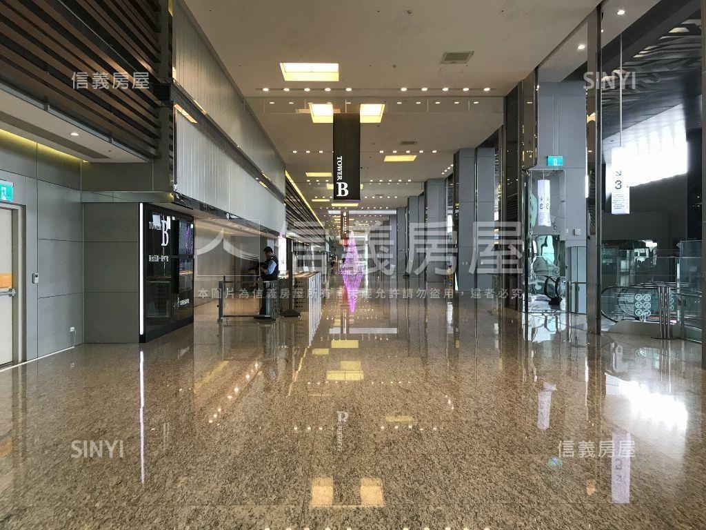 遠雄高樓邊間寬敞辦公房屋室內格局與周邊環境