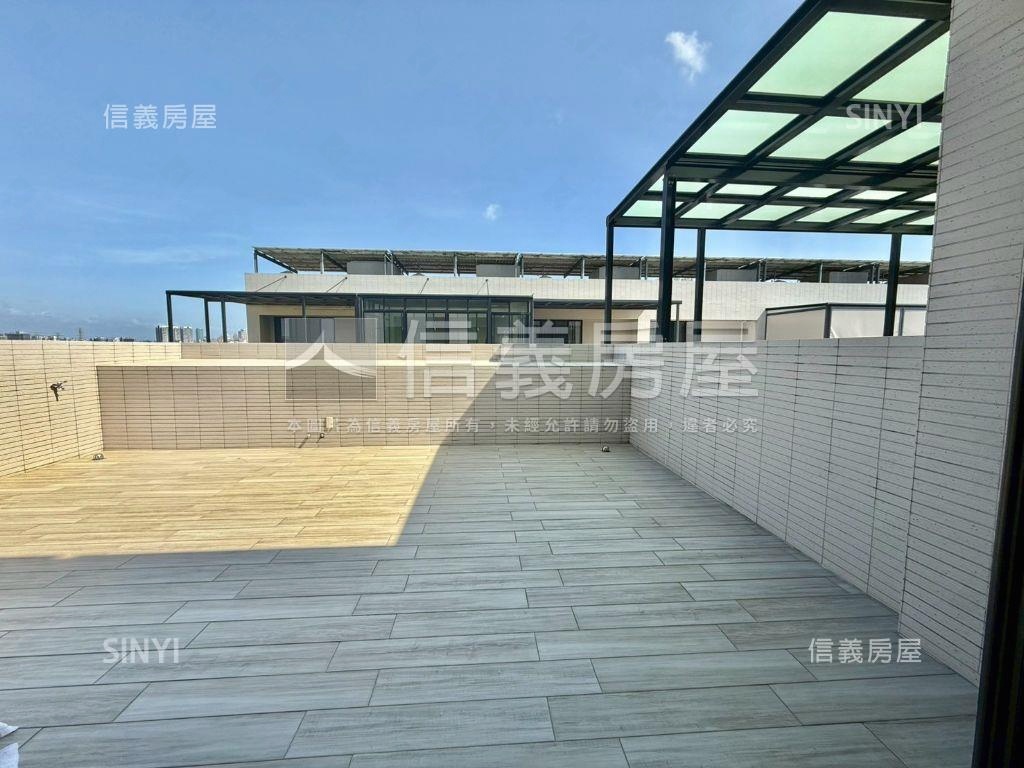 稻城亞丁雙車別墅房屋室內格局與周邊環境
