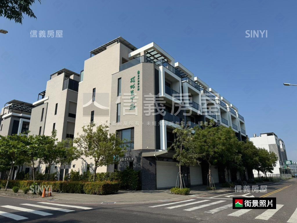 稻城亞丁雙車別墅房屋室內格局與周邊環境