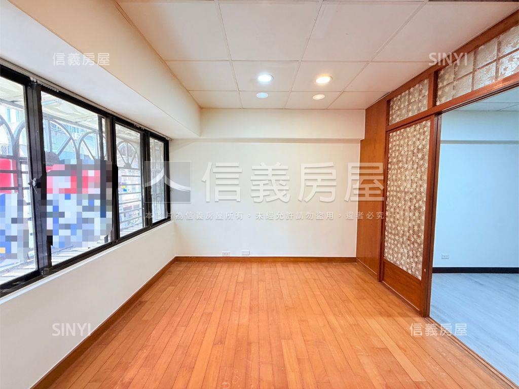 德賢獨立進出口１＋２樓店房屋室內格局與周邊環境