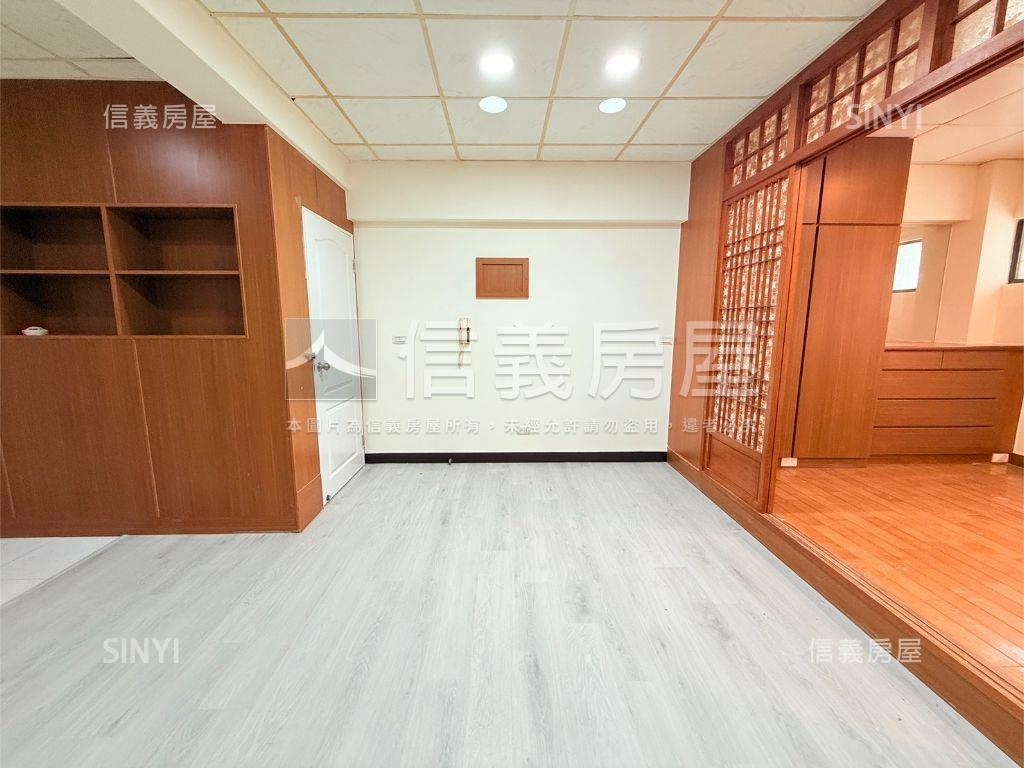 德賢獨立進出口１＋２樓店房屋室內格局與周邊環境