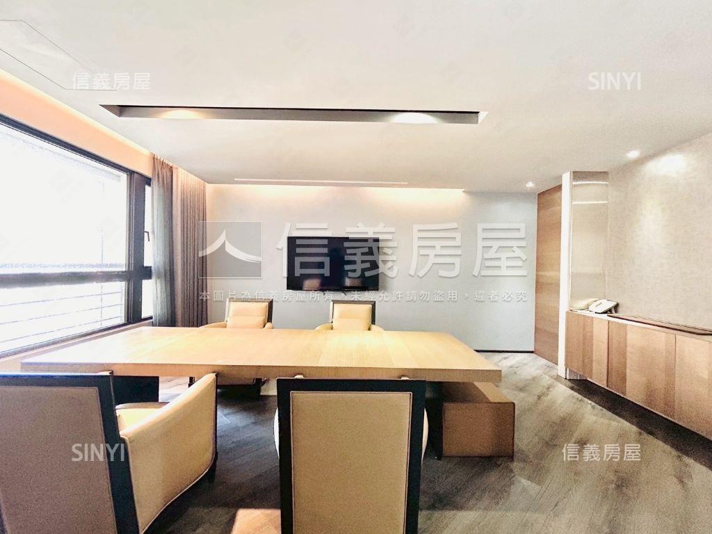 ★七期歌劇院三房高樓平車房屋室內格局與周邊環境