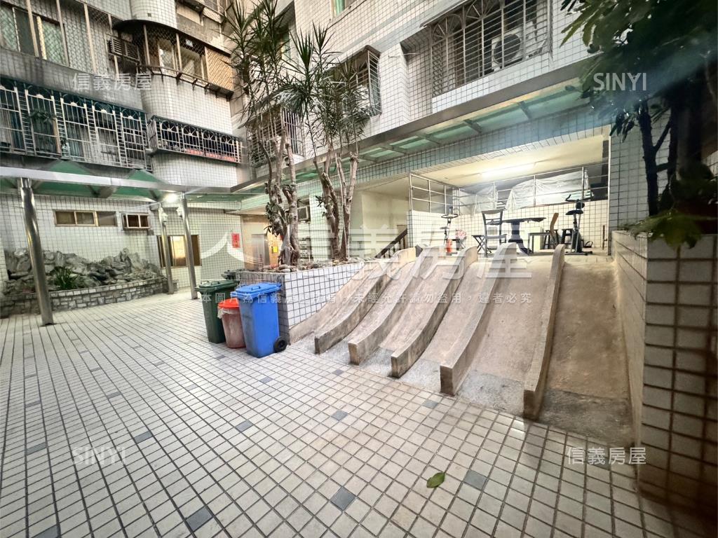 三面採光！景觀三房雙車位房屋室內格局與周邊環境