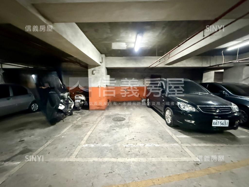 三面採光！景觀三房雙車位房屋室內格局與周邊環境