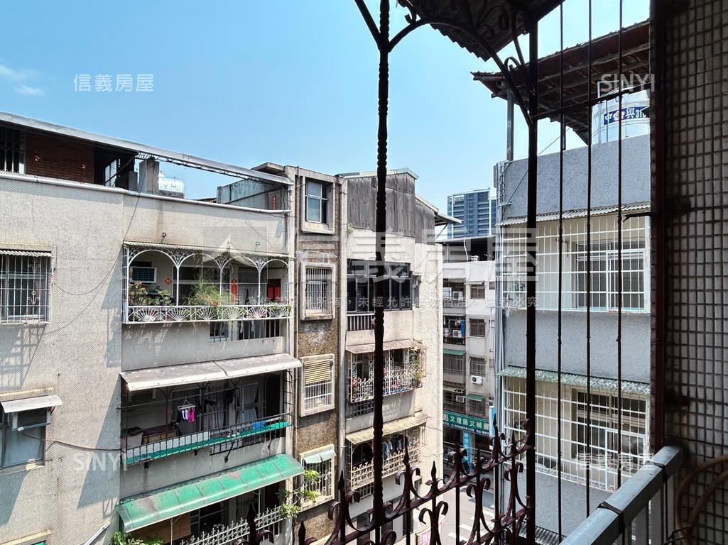 福港街稀有邊間公寓３房房屋室內格局與周邊環境