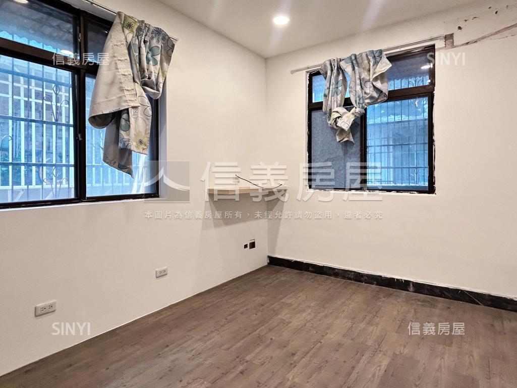 福港街稀有邊間公寓３房房屋室內格局與周邊環境