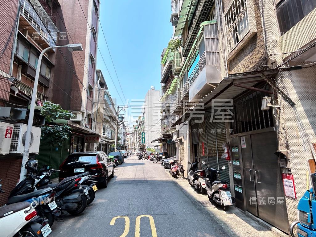 福港街稀有邊間公寓３房房屋室內格局與周邊環境