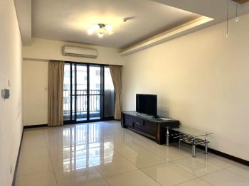 極美館邊間美宅三房雙車位