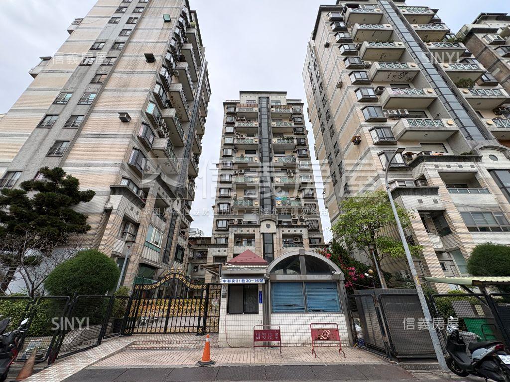 稀有！宏國敦煌附車位房屋室內格局與周邊環境