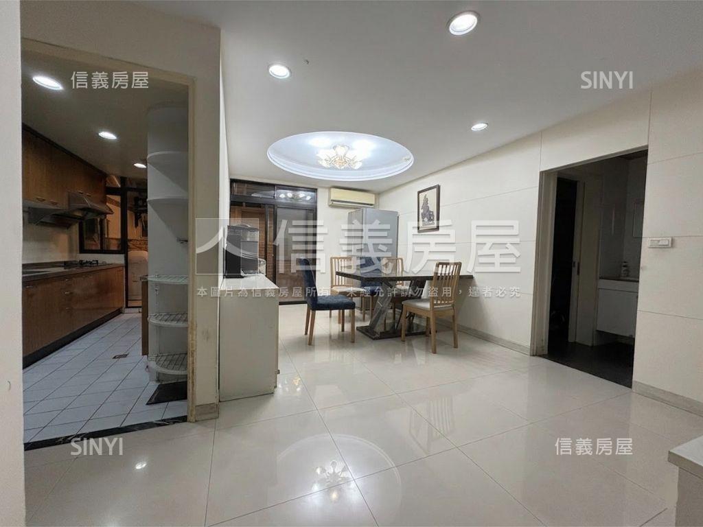 稀有！宏國敦煌附車位房屋室內格局與周邊環境