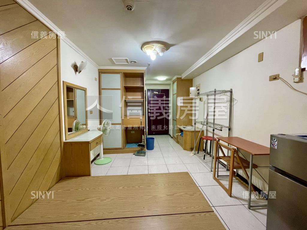 近中國醫套房房屋室內格局與周邊環境