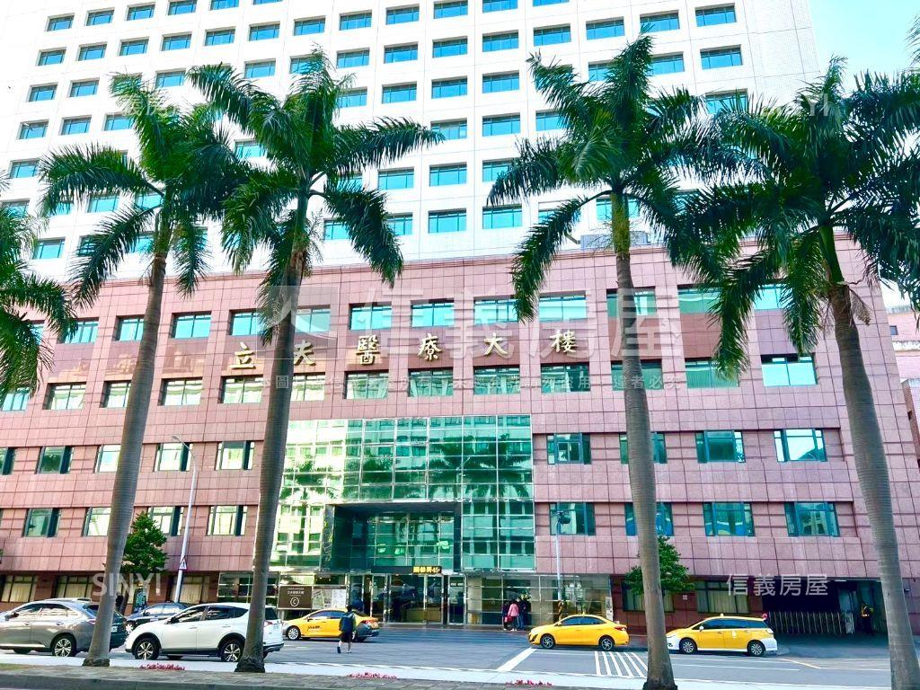 近中國醫套房房屋室內格局與周邊環境