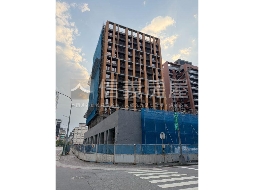 ▲忠泰蘊三房車位▲房屋室內格局與周邊環境