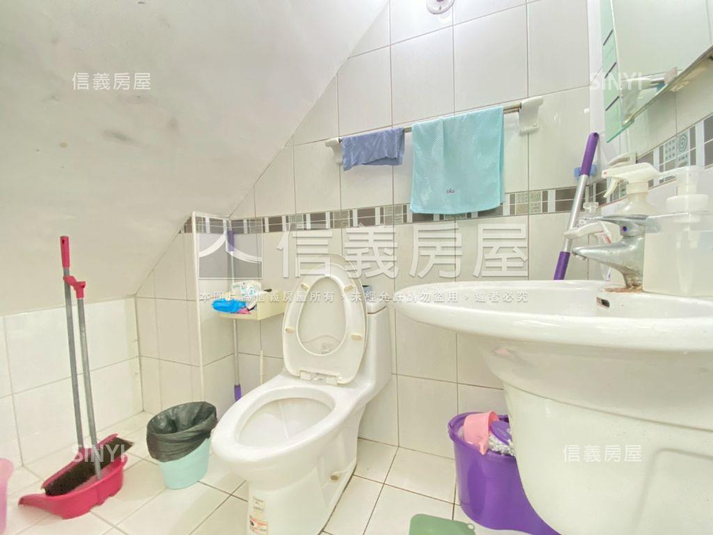 真愛＊近學校黃金店面房屋室內格局與周邊環境