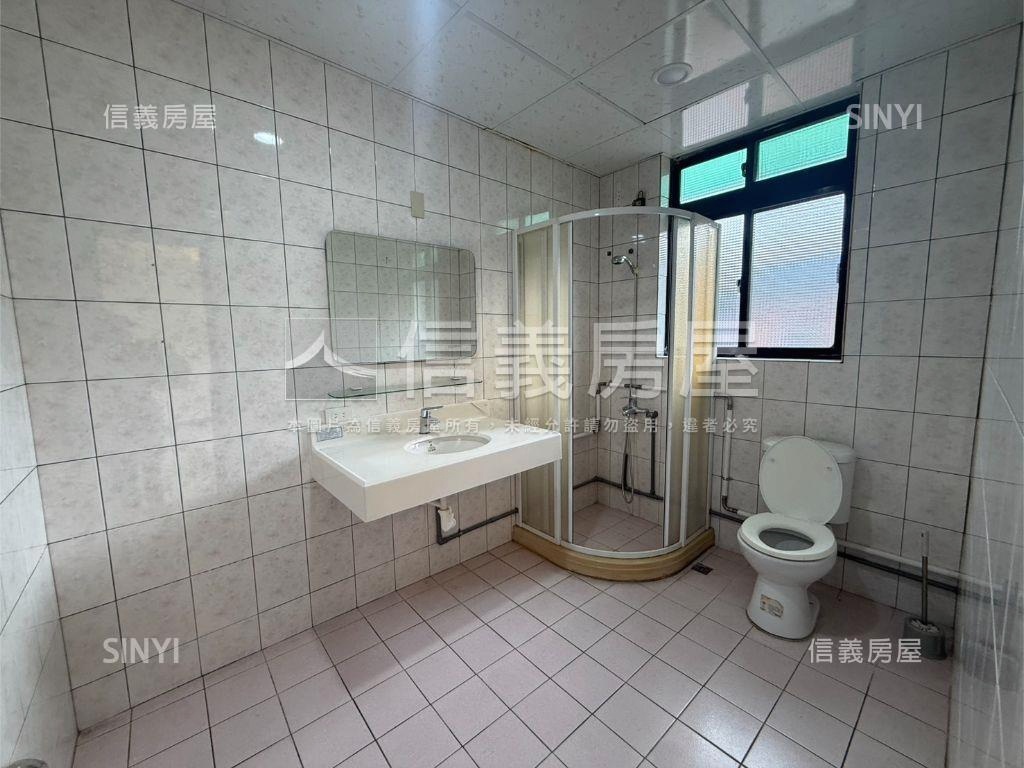 怡園高質感別墅房屋室內格局與周邊環境